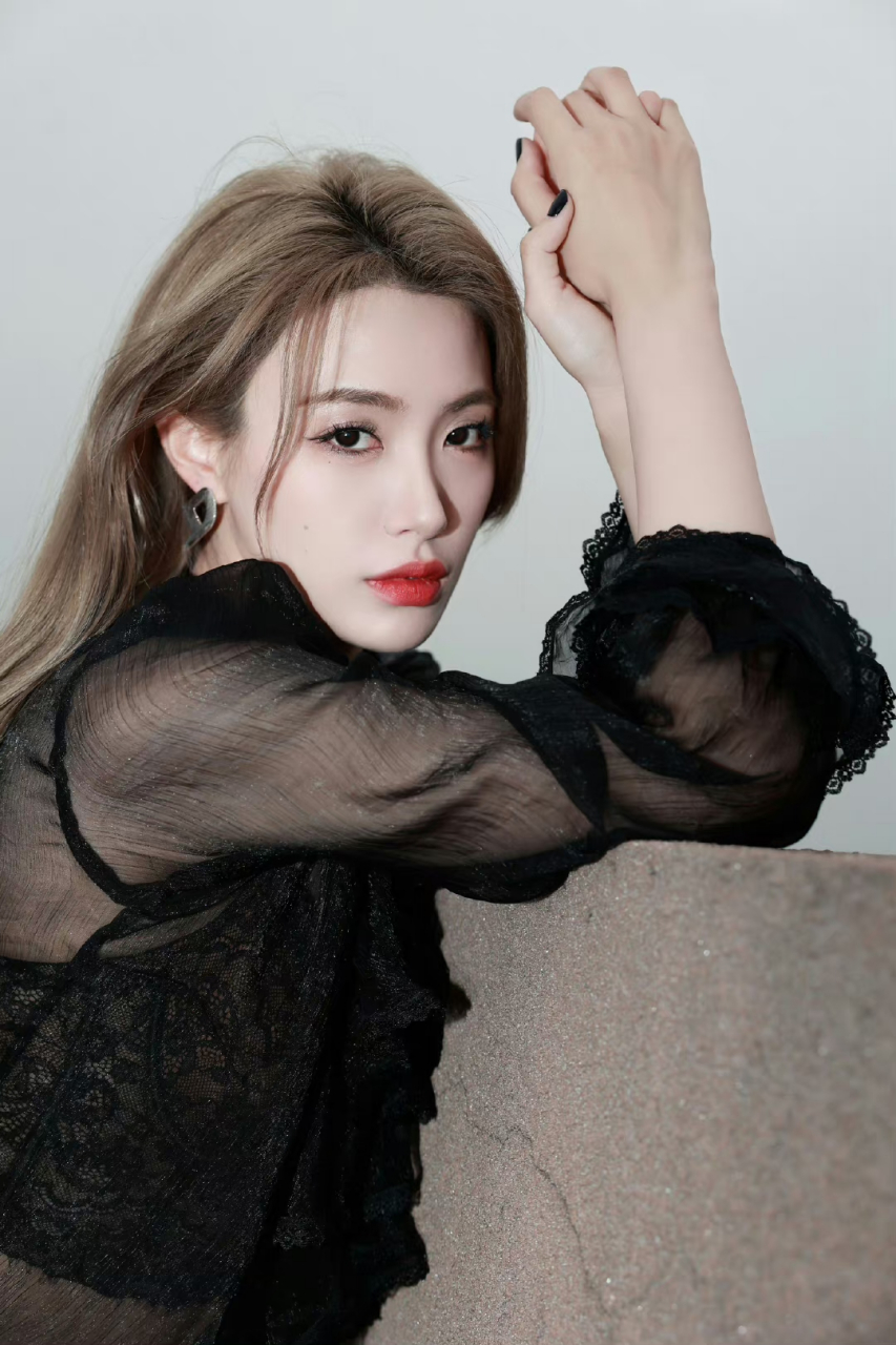 戴萌美照,美艳动人!#养眼美女