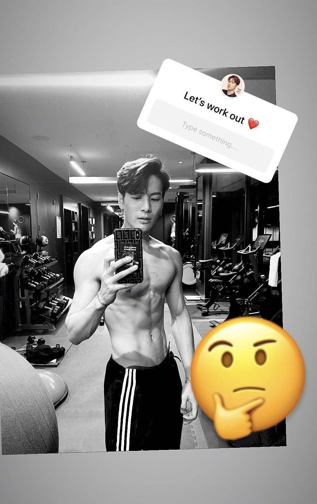 王嘉尔最新杂志封面露出完美鲨鱼线