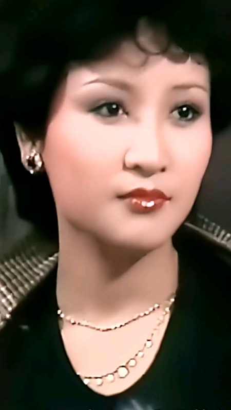 谢霆锋老妈年轻时也是女神一枚!#港星女神 #狄波拉-度小视