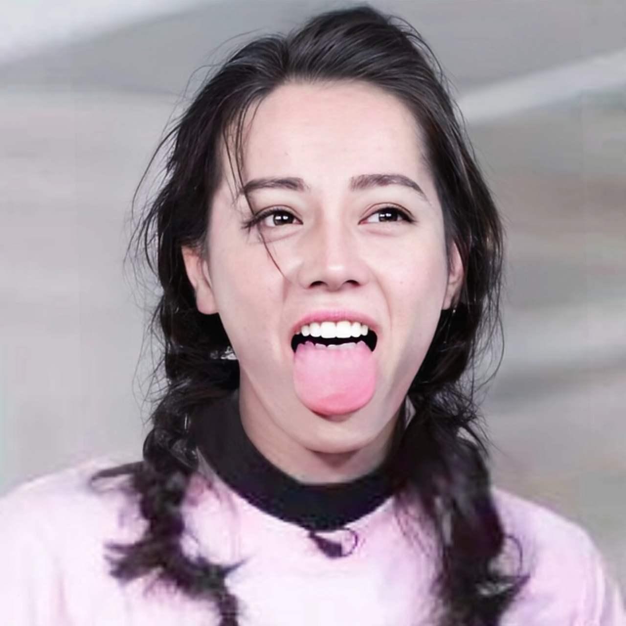 俏皮可爱的迪丽热巴,吐舌头集锦.