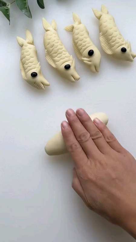 还不会做面食小动物?快来学学哄孩子吧-度小视