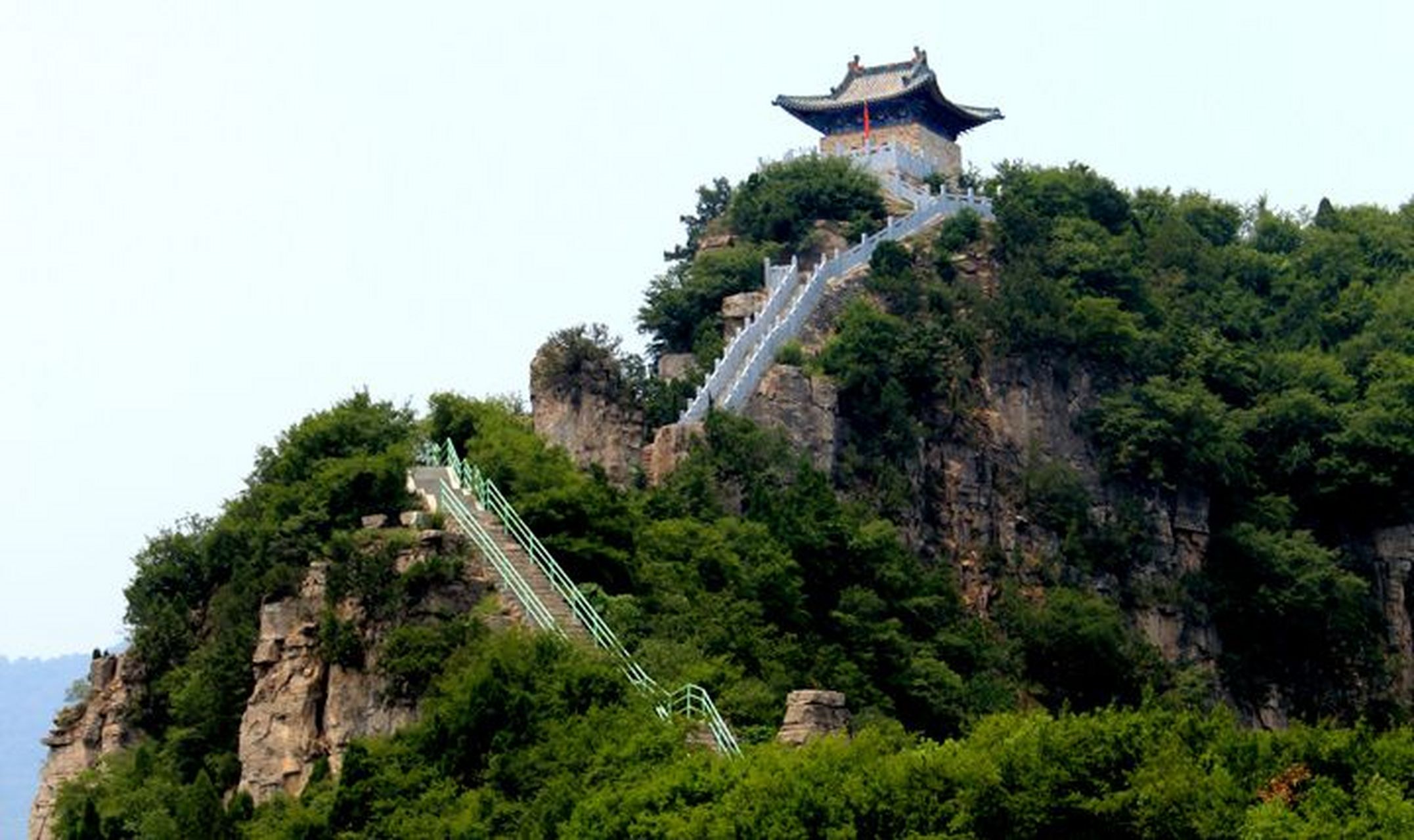 云丘山(mount yun)景区位于山西省临汾市境内,是国家aaaaa级旅游景区