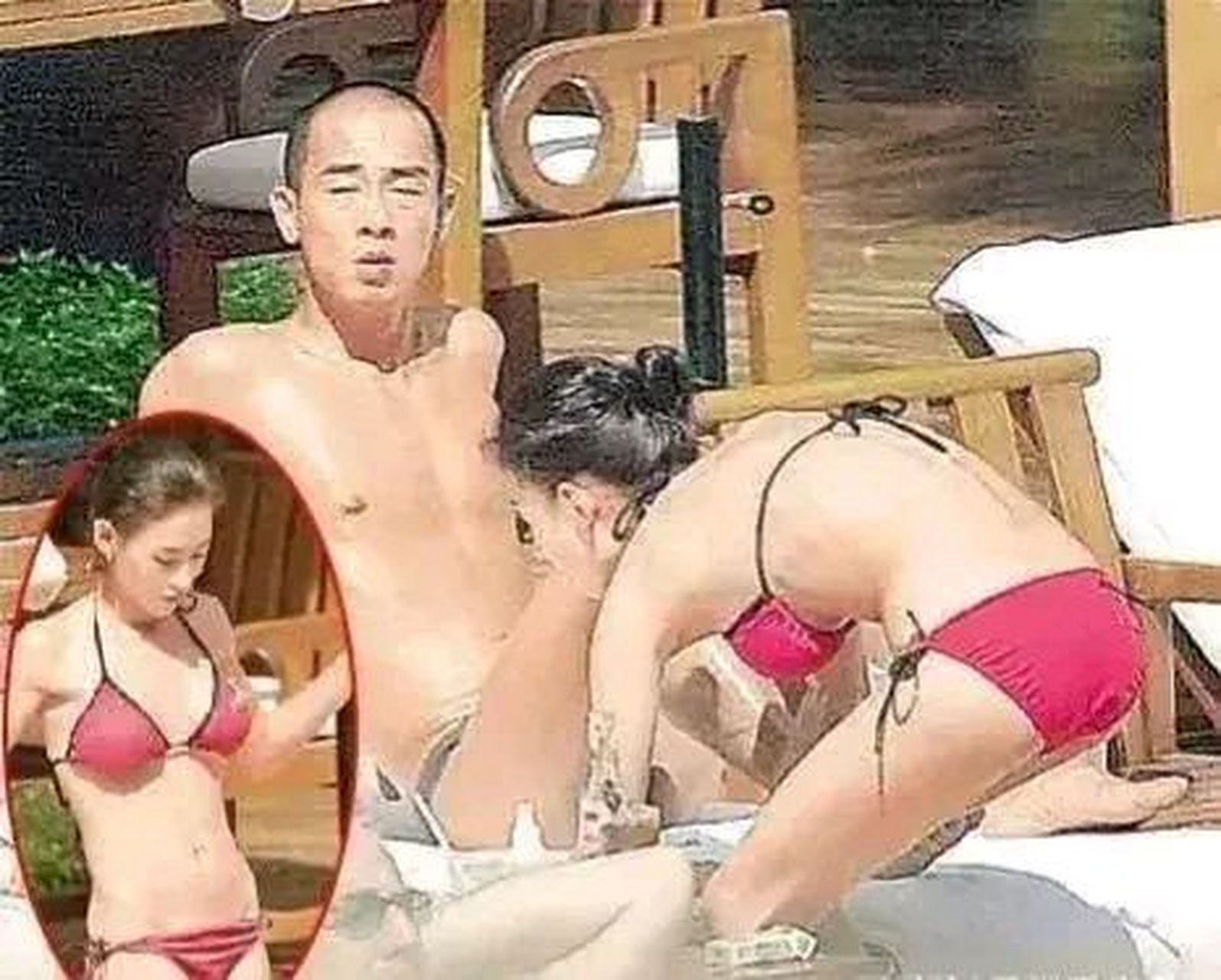 在2003年,陈小春竟然与张柏芝一同出现在曼谷海边,他们被人拍到,只见