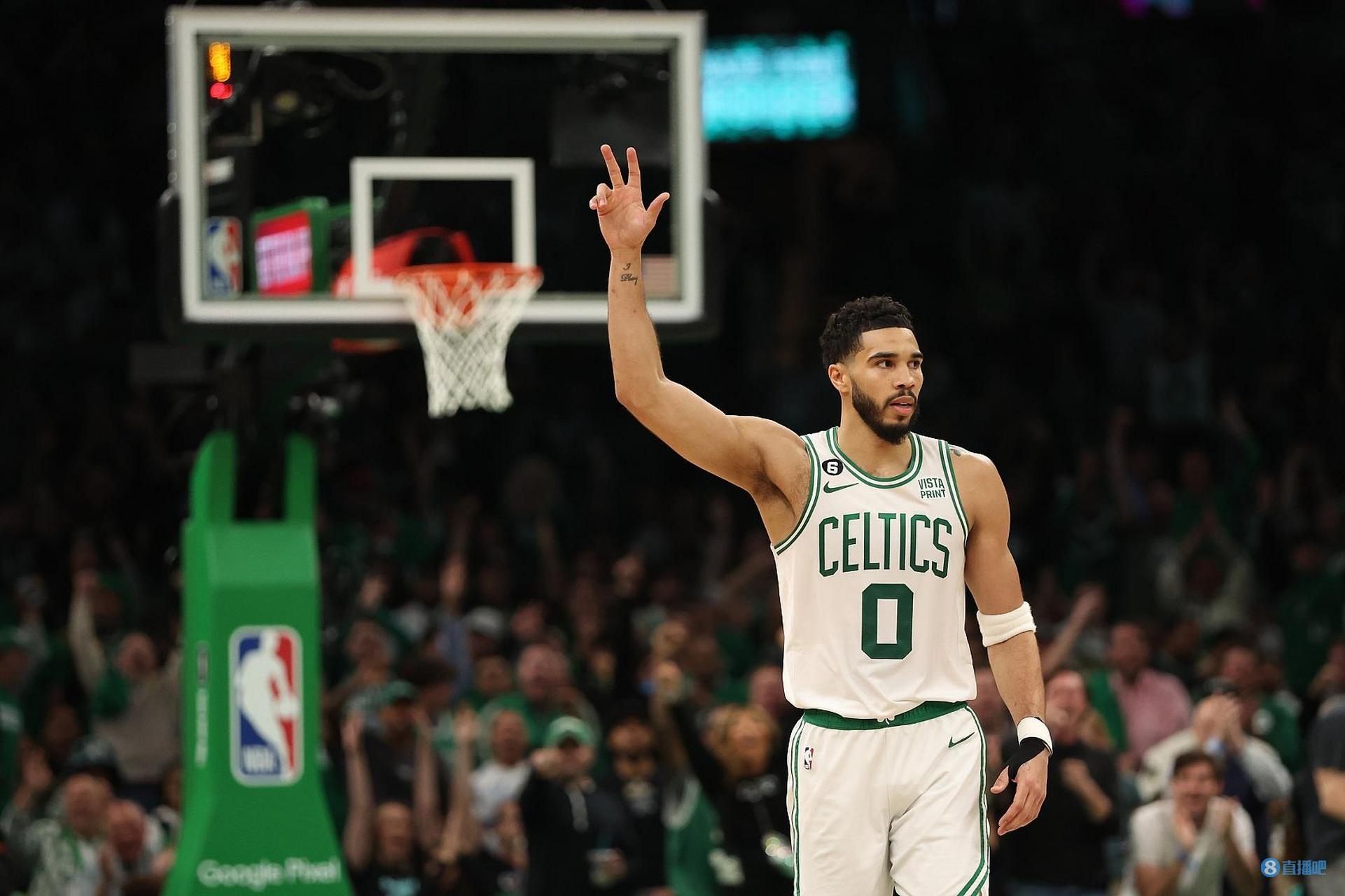 包含NBA常规赛赛程吃紧，波士顿凯尔特人转会期更衣室发声，底气十足，训练强度明显提升的词条