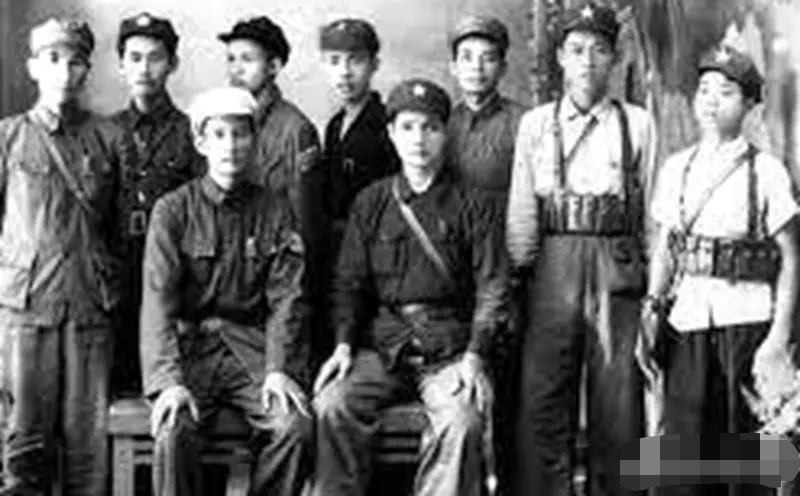 福建省长魏金水在饭店遭遇服务员恶劣对待,省长说:你被下课了