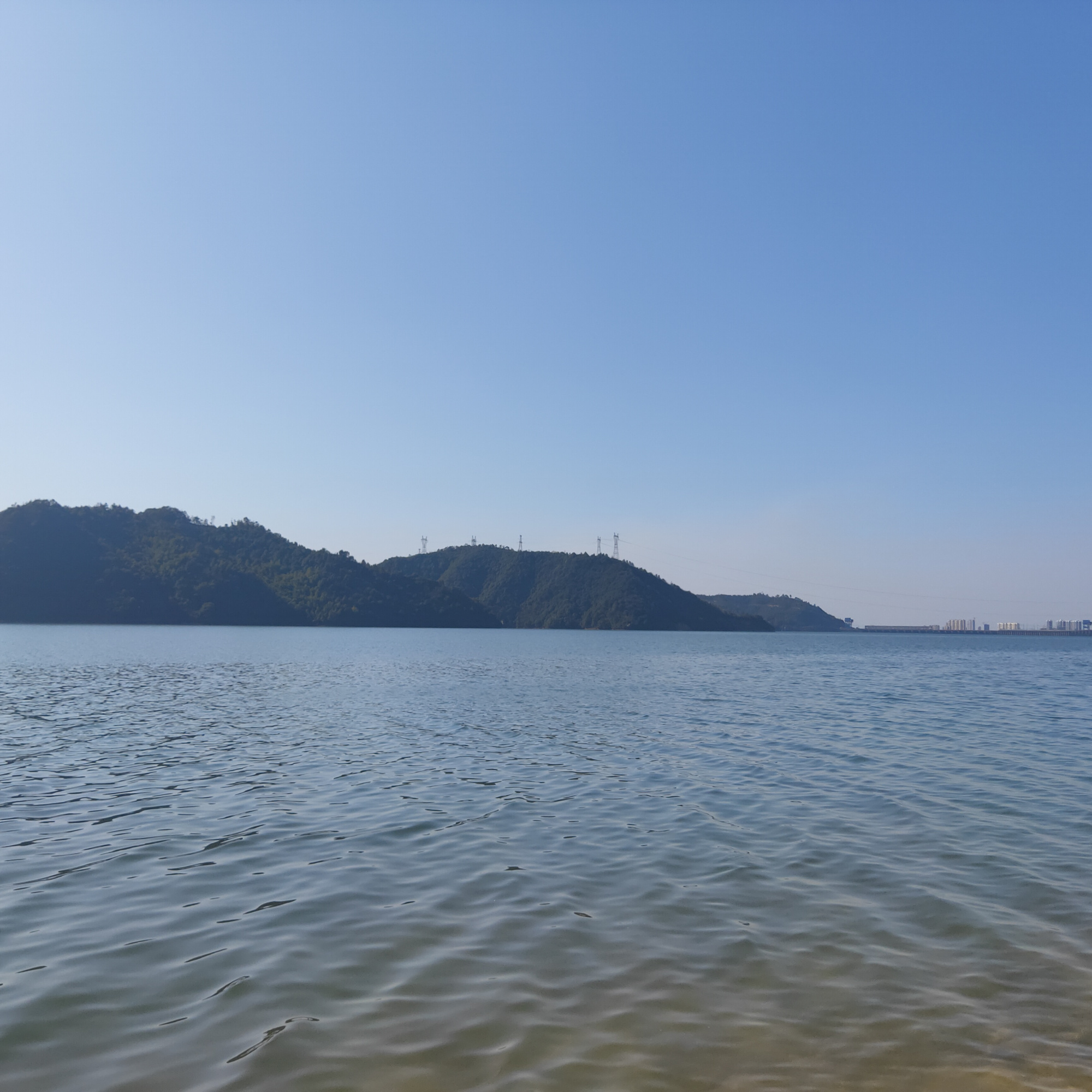 江西万安县万安湖介绍