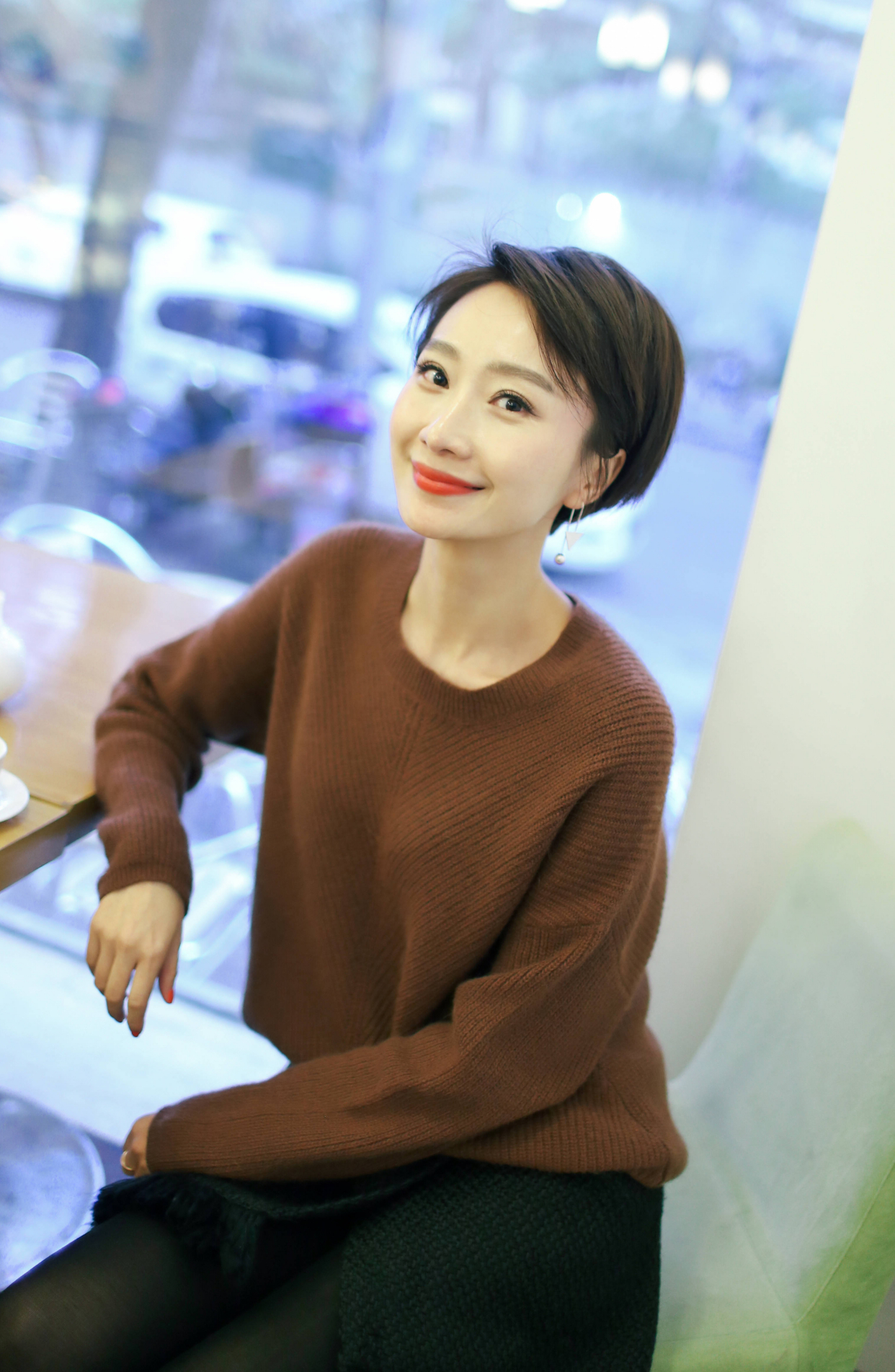 肖涵:清爽干练,气质迷人