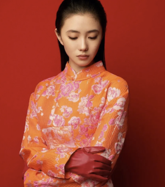 女星穿旗袍,出糗和惊艳,就在一瞬间,王珞丹景甜马思纯等验证了