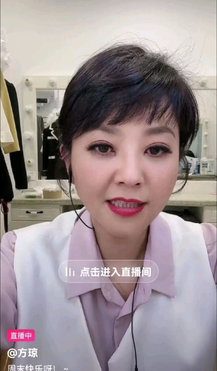 就在刚刚,少儿不宜,太尴尬了.