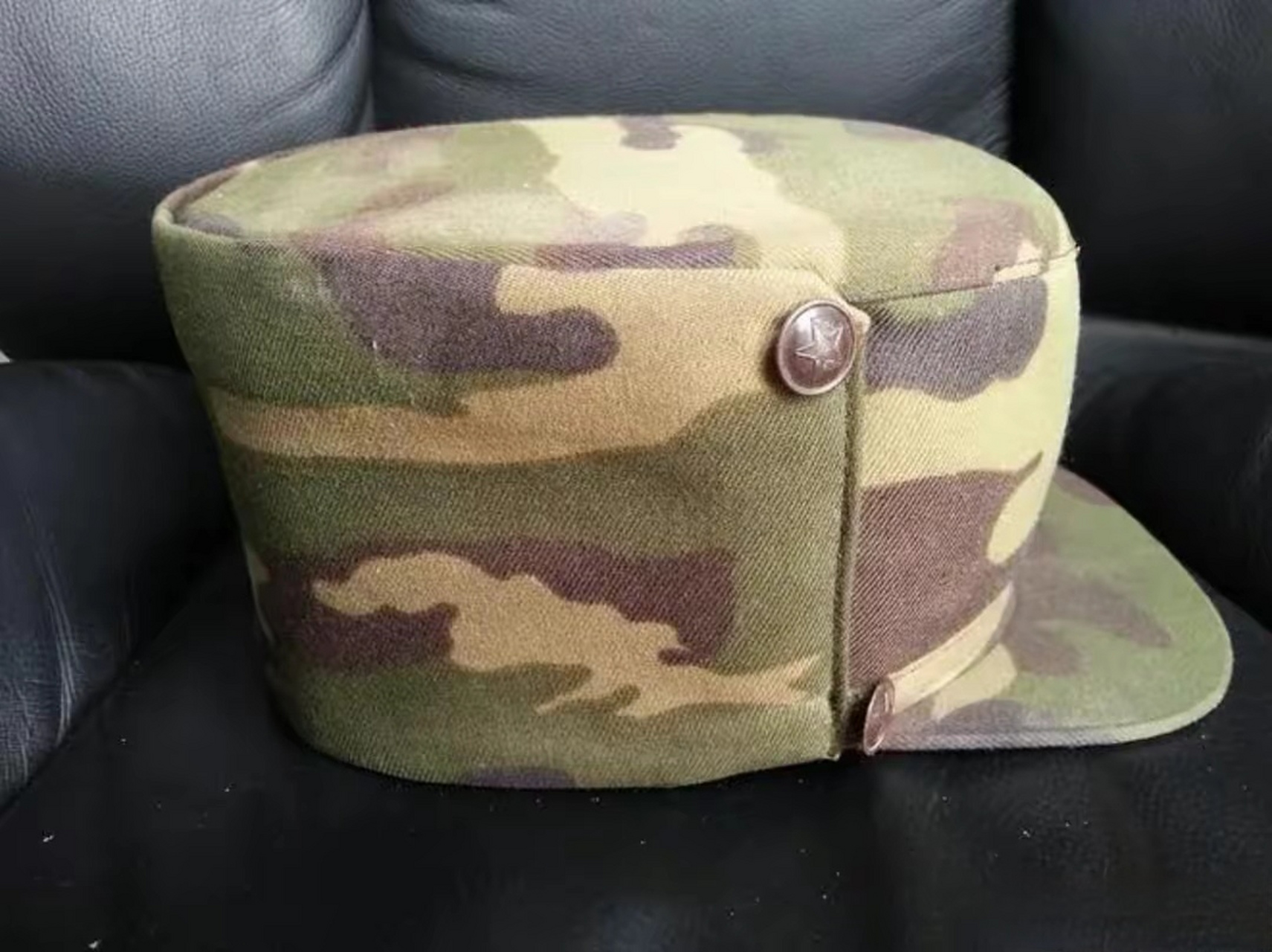 朝鲜人民军有几种头盔呢?#二战# #二战历史# #历史