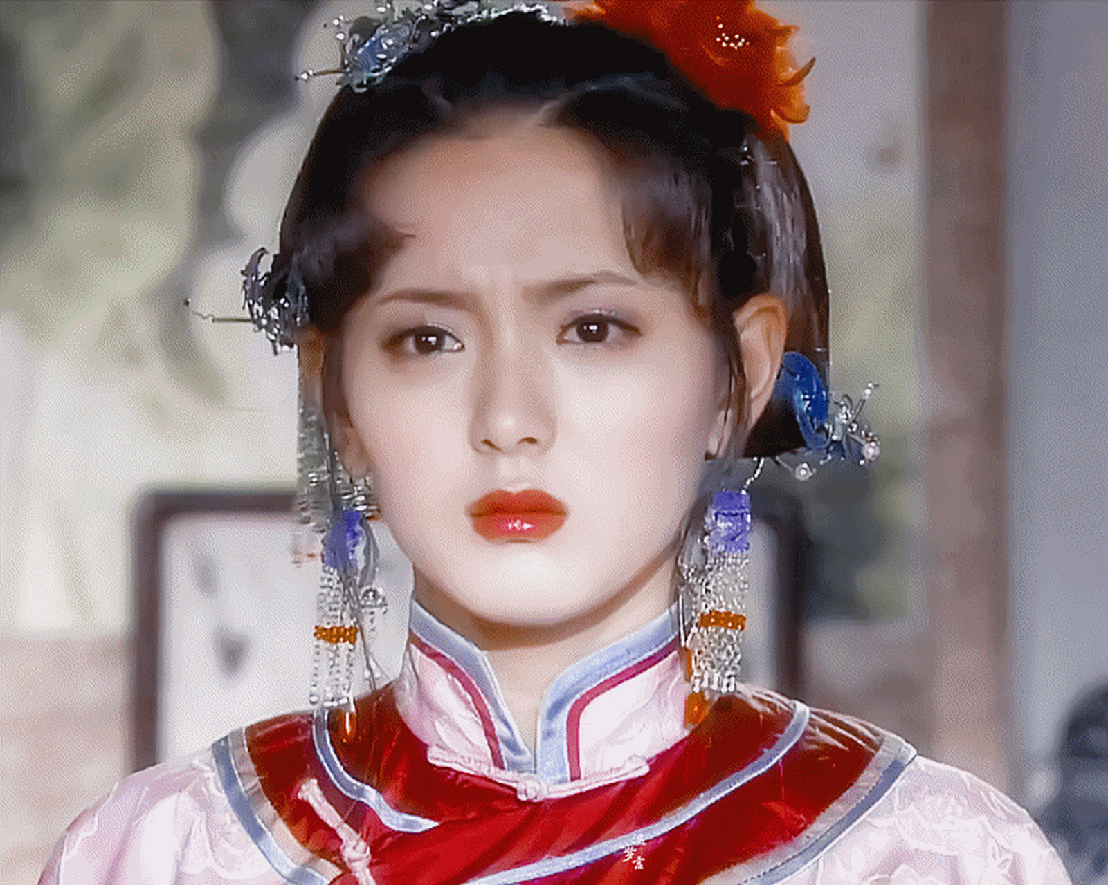 演员小刘佳长得跟杨超越好像啊! 她怎么不继续演戏了啊?