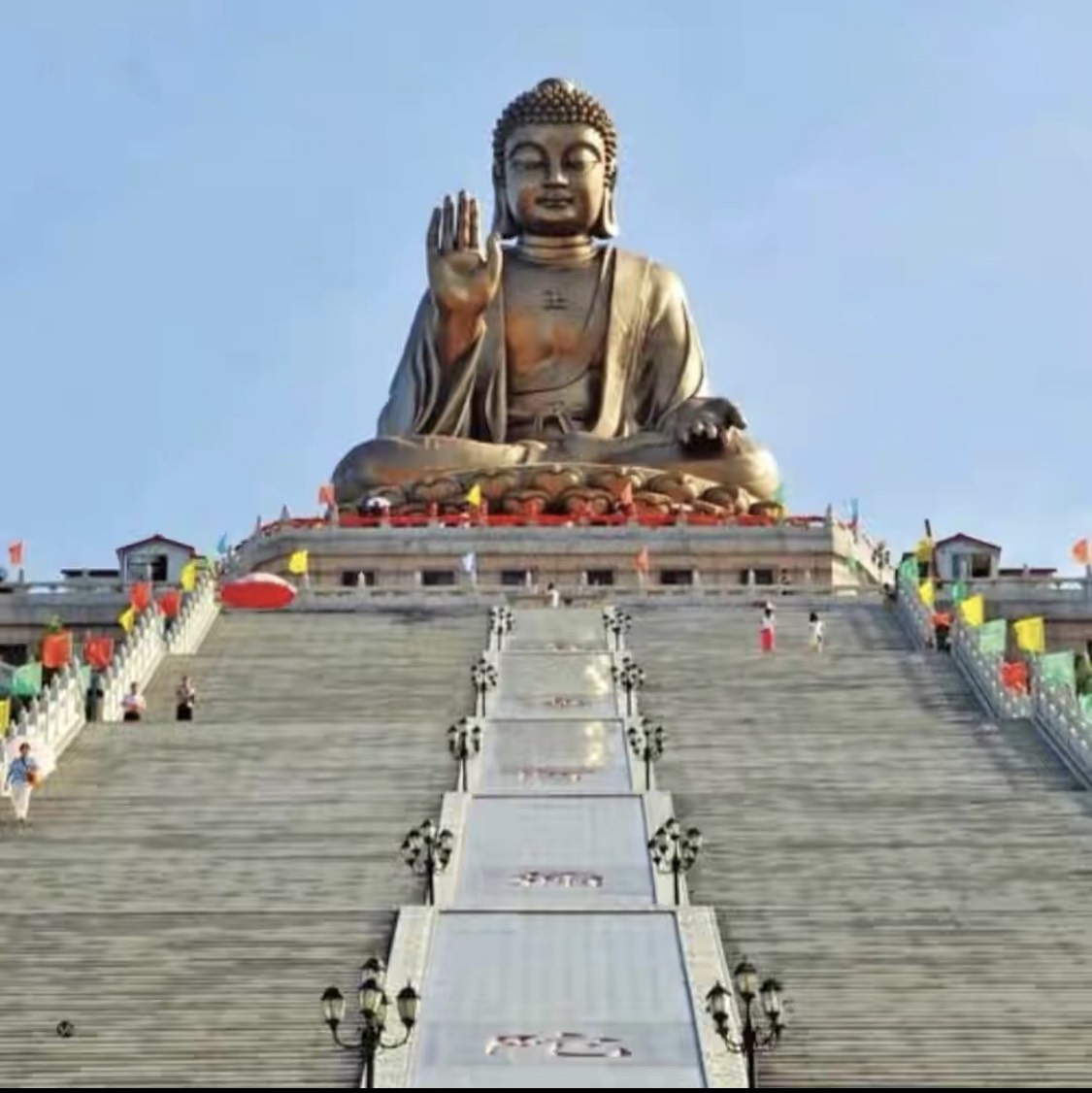 烟台旅游打卡地:南山大佛