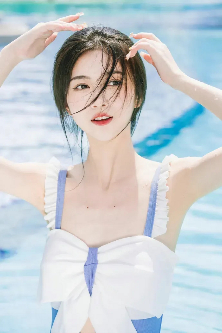 泳装小姐姐,爱了爱了