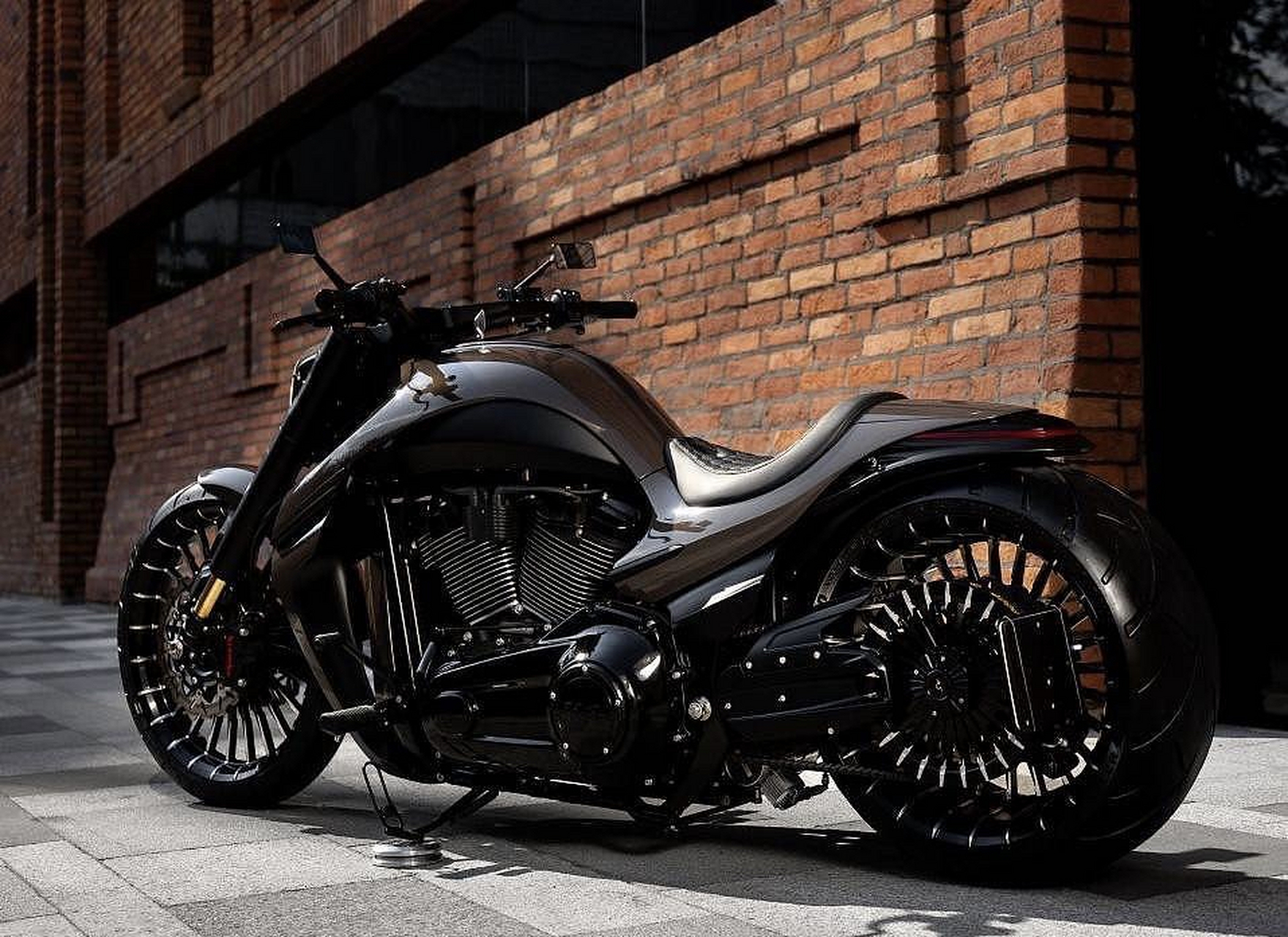 改装定制 | giotto altre 哈雷突破者定制欣赏