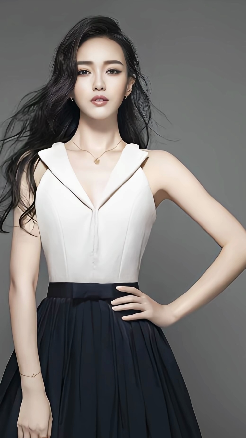 百变天后唐嫣高清写真集