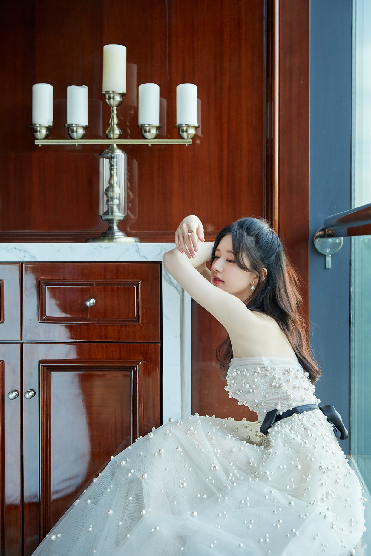 赵露思蝴蝶结轻纱抹胸长裙