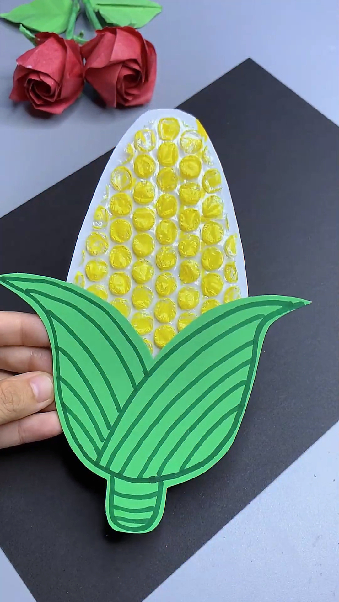 气泡膜别丢,可以做成可爱的玉米,简单好看#幼儿园手工 #亲子手工