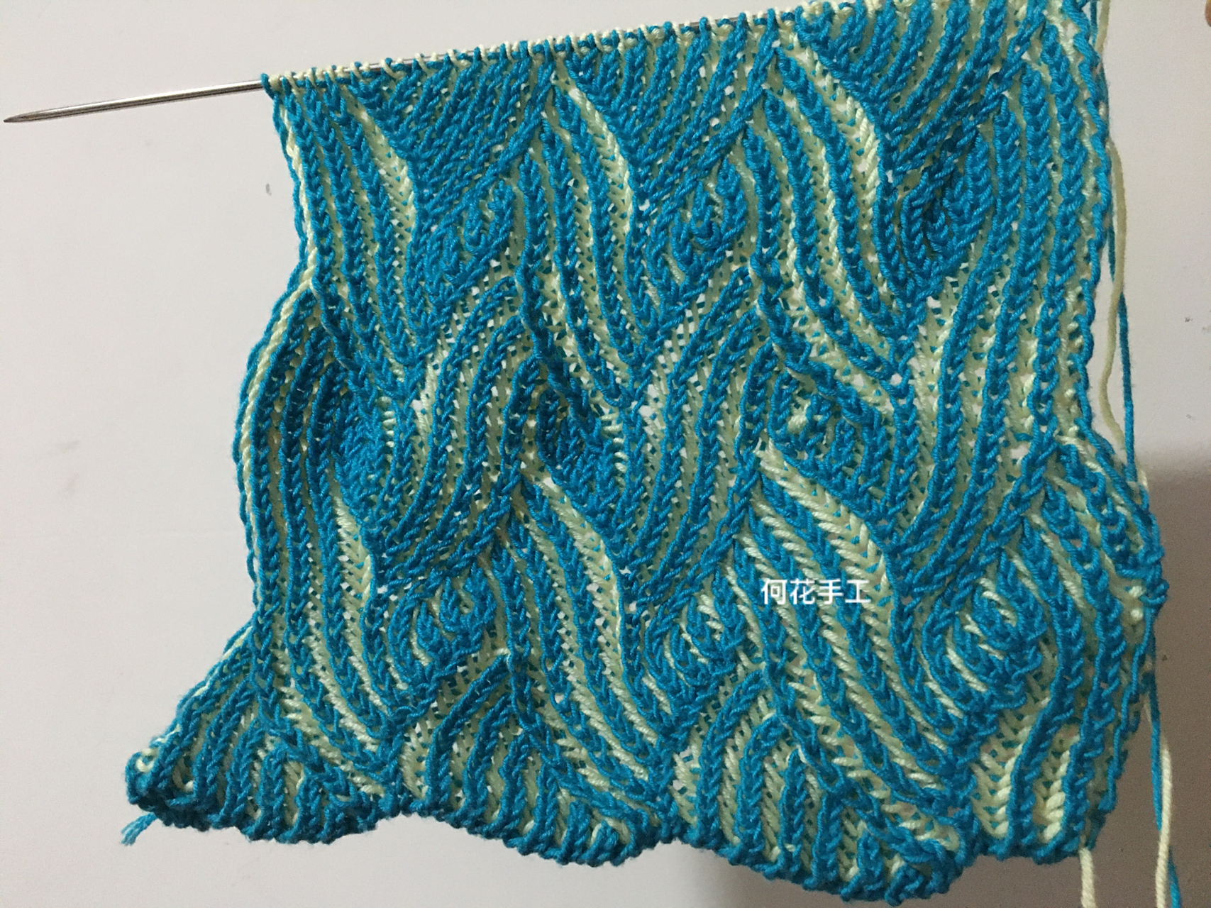 棒针编织双面双色双元宝花样 这个花样试了之后多次,拆了织,织了拆