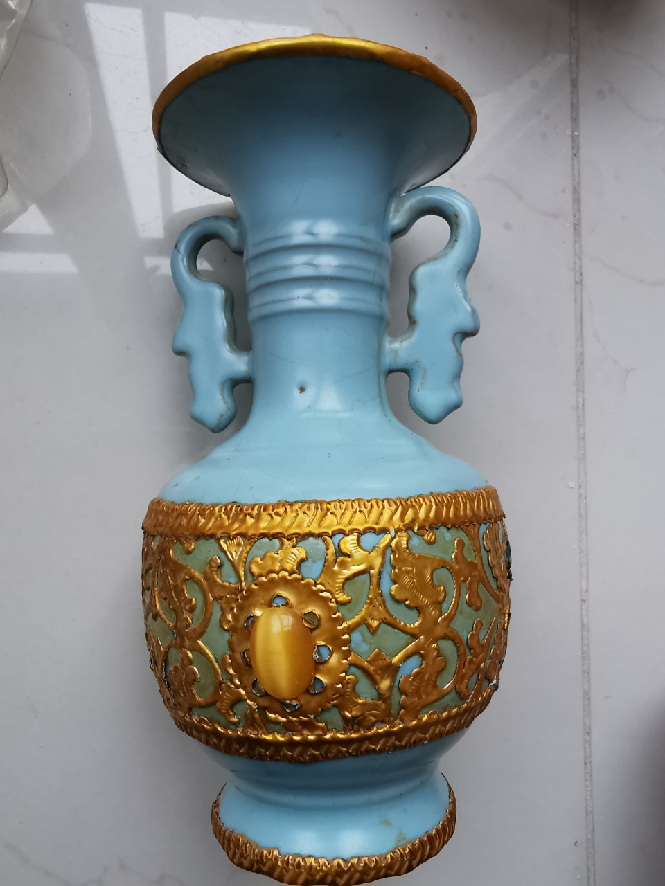 宋代皇帝宋徽宗御用,汝窑瓷器,100%真黄金真宝石,釉色和釉质非常细腻