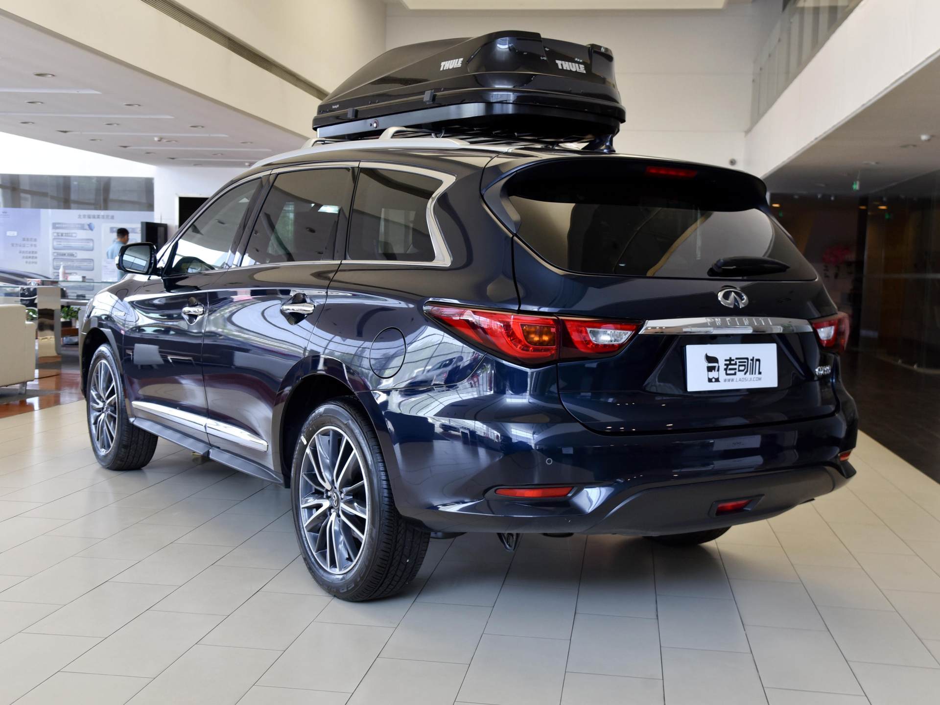 上热搜的车,原装进口7座豪华suv,堪比大沙发,实拍英菲尼迪qx60