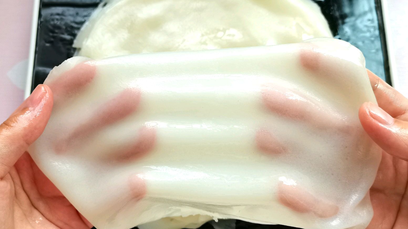 学会这个比例,蒸出的米皮劲道不粘牙。不用烫浆新手也能0失败