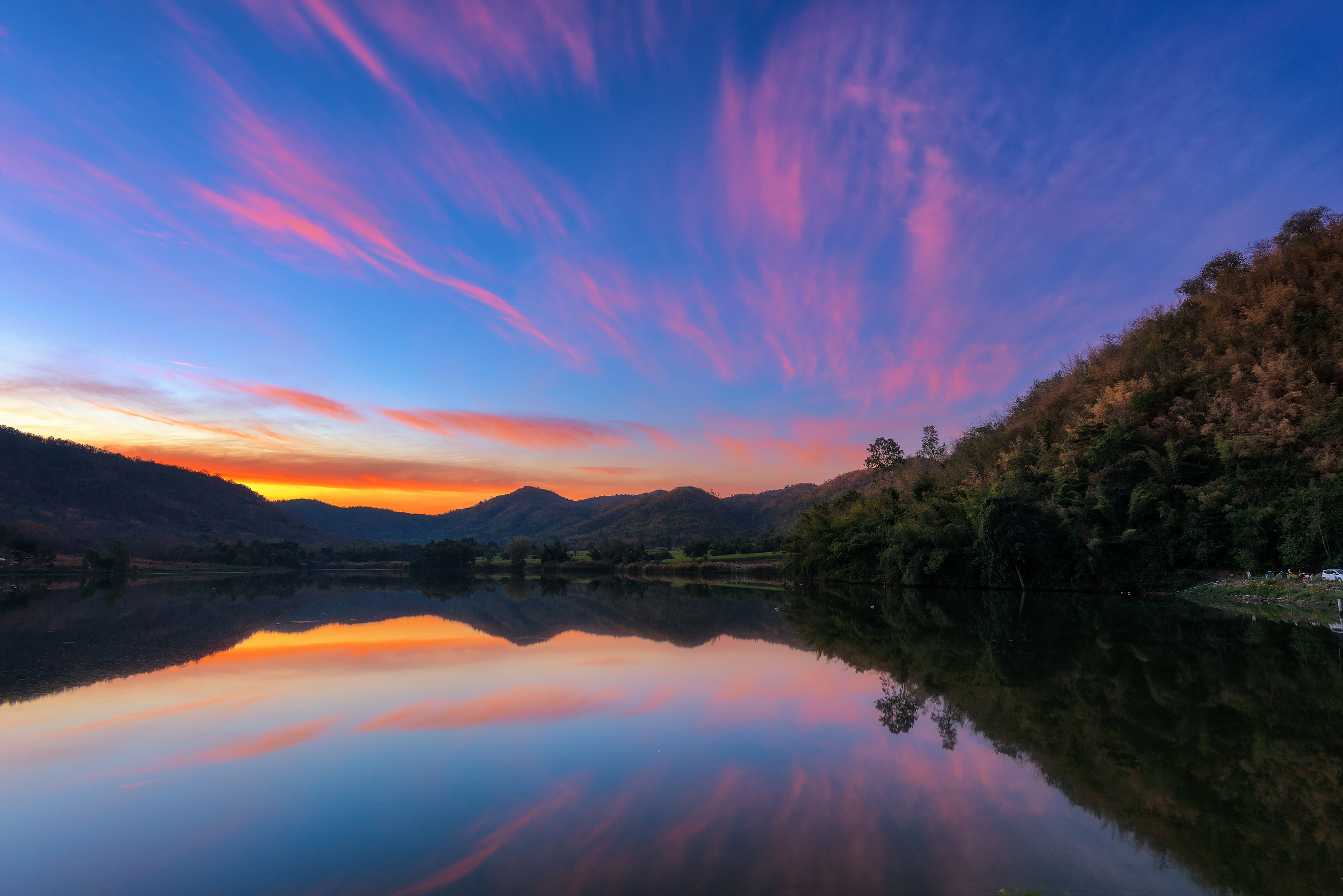 绿海明珠——《普洱》