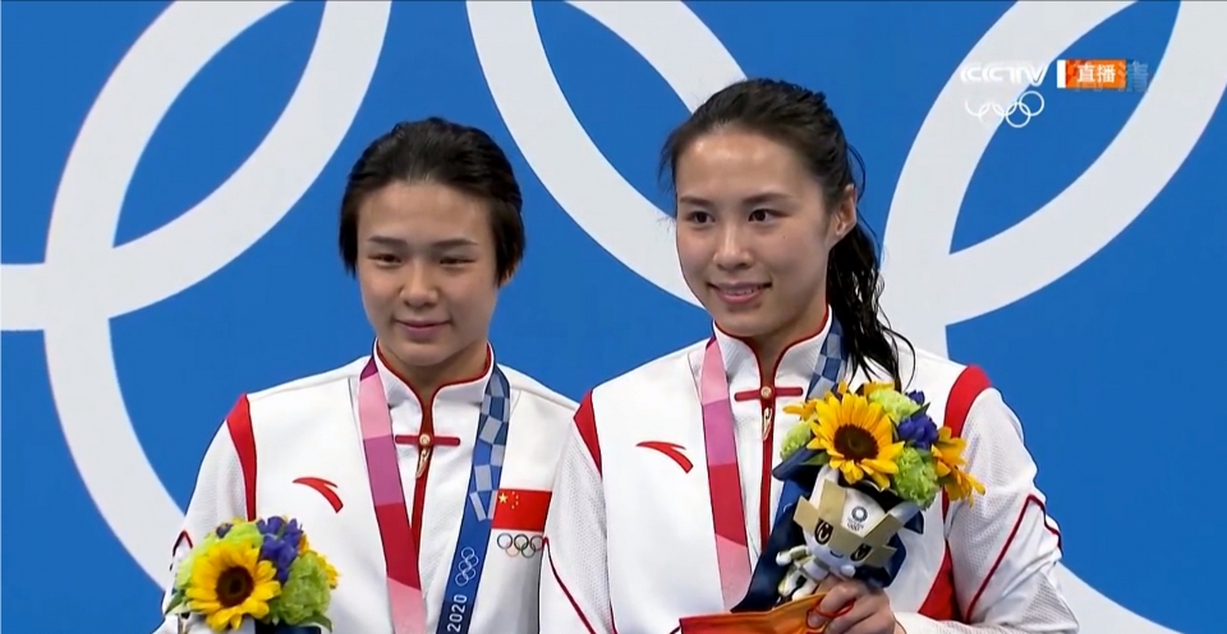 施廷懋王涵女子双人3米板摘金 恭喜,加油,骄傲!