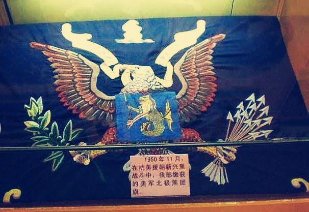 他是原南京军区副司令员,曾先后主政第27,38集团军,领中将军衔