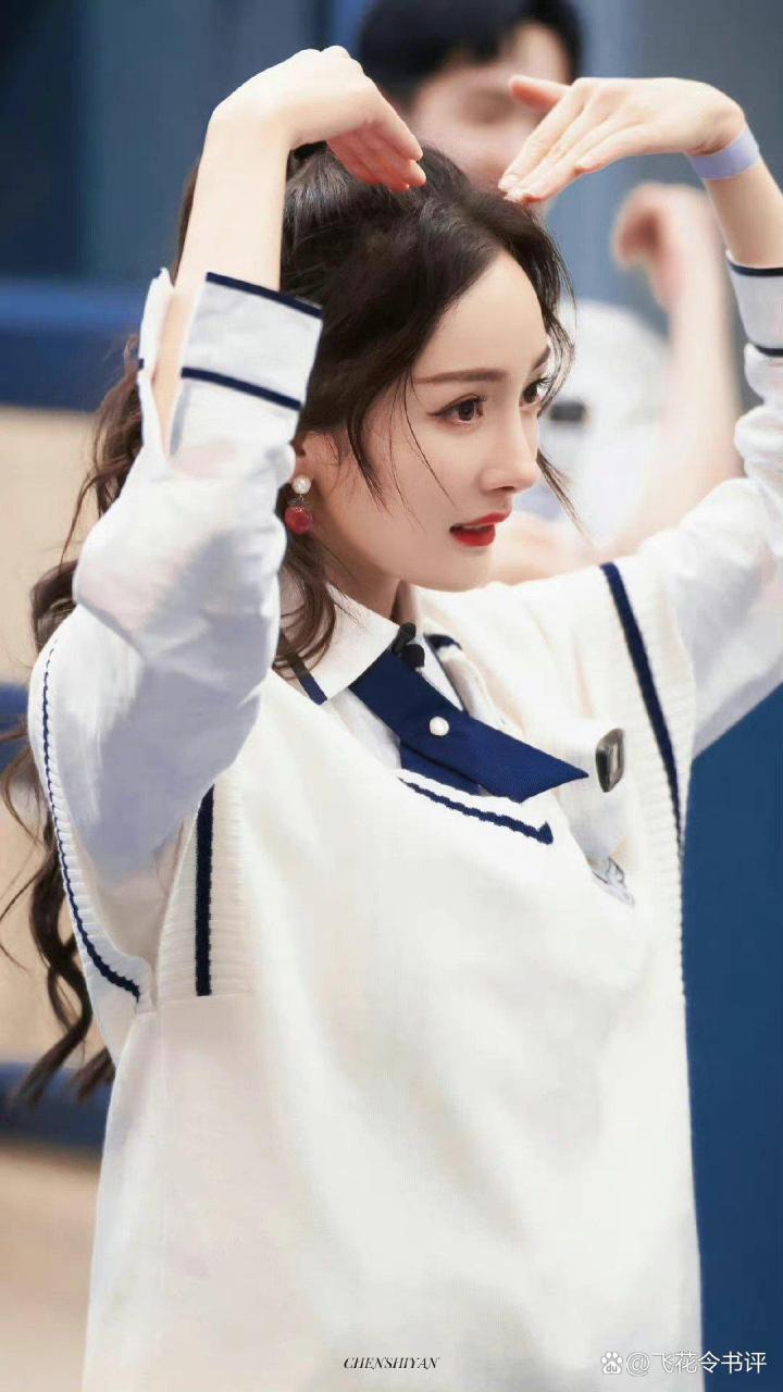 女明星校服造型谁赢了?