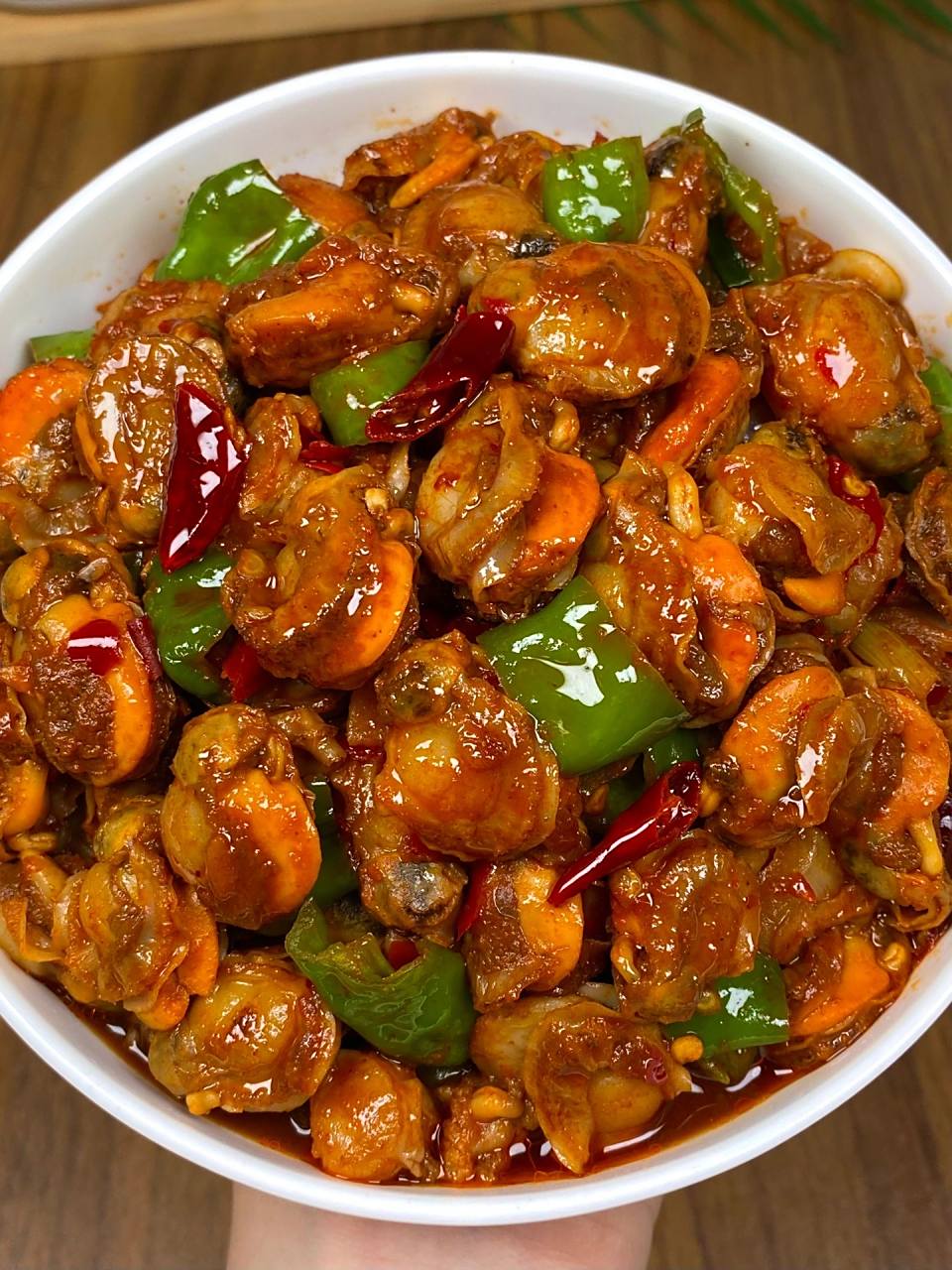 爆炒香辣扇贝肉真的好吃哭了! 口感劲道,鲜香浓郁,香辣过瘾!