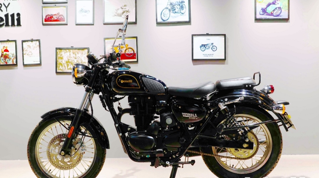 贝纳利最帅的一款复古摩托车——贝纳利帝国imperiale400欣赏