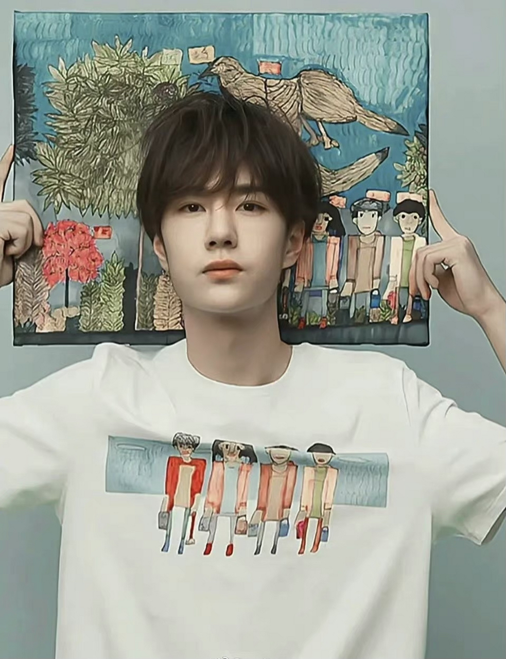 王一博和儿童简笔画合影[捂脸]