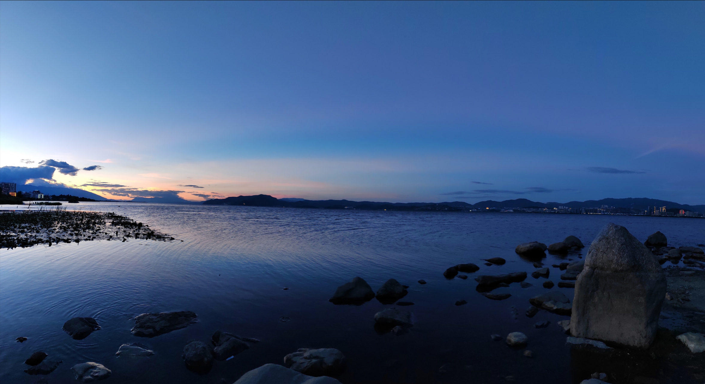 大理自然风光摄影图片,洱海晚霞全景图