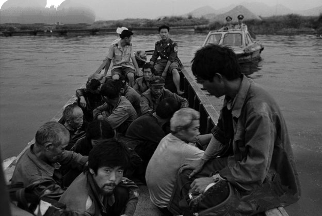 深圳大鹏公社南澳石清光长子石带福1982年偷渡香港,当年又跑回来