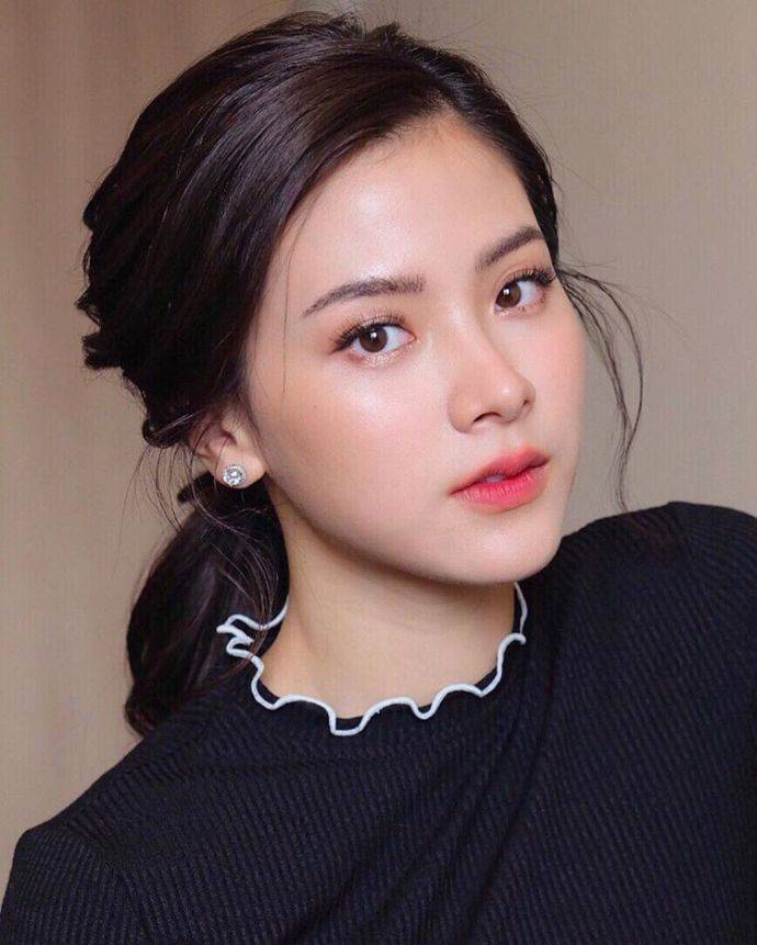 精美图集|泰国国民初恋女神平采娜·乐维瑟派布恩