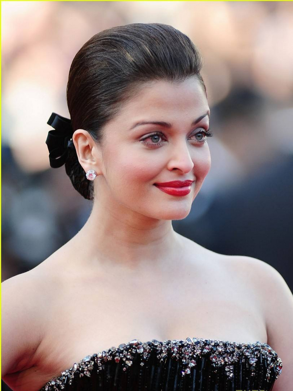 艾西瓦娅·雷(aishwarya rai),1973年11月出生于印度卡纳塔克邦曼格