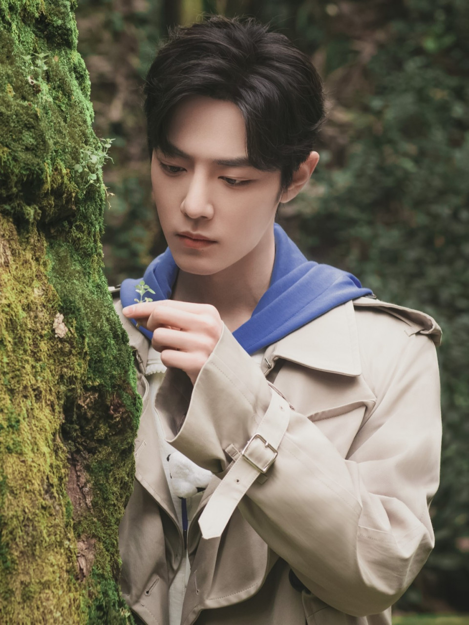 肖战人间烟火气 天上神仙颜[爱你]这套图真是爱了,随便一张做壁纸都很