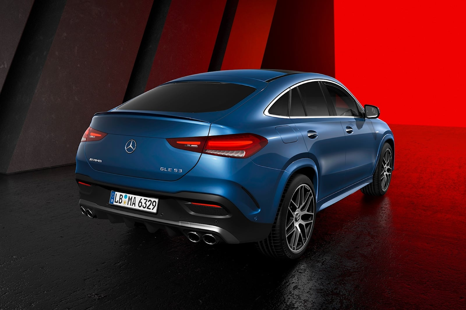 全新一代amggle53登场!全新内饰 3.0tv6引擎,100万值不值