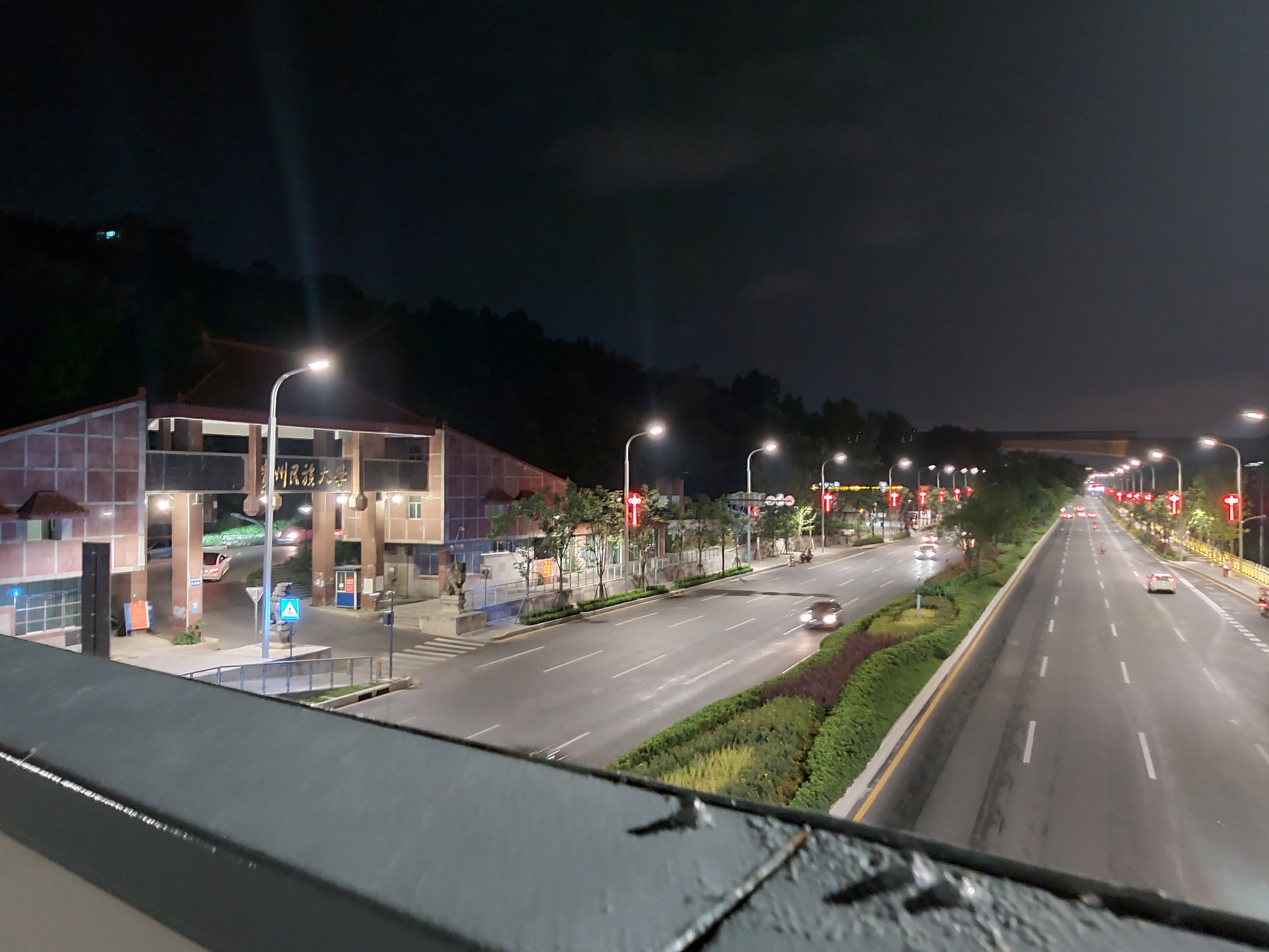 贵阳市花溪大道,新建成的道路,一路畅通