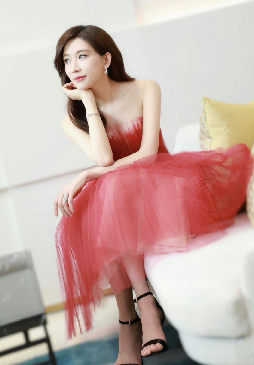 林志玲美照,身材真的是太性感迷人了!#养眼美女