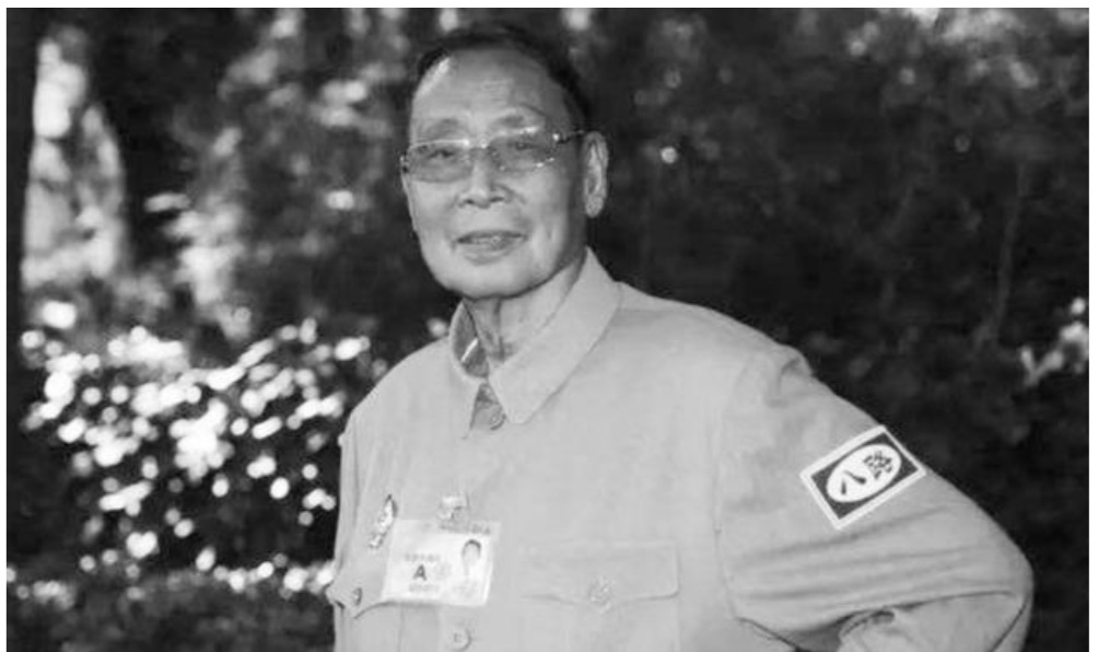 八路军老战士,原广州军区副政治委员刘新增中将逝世,享年90岁