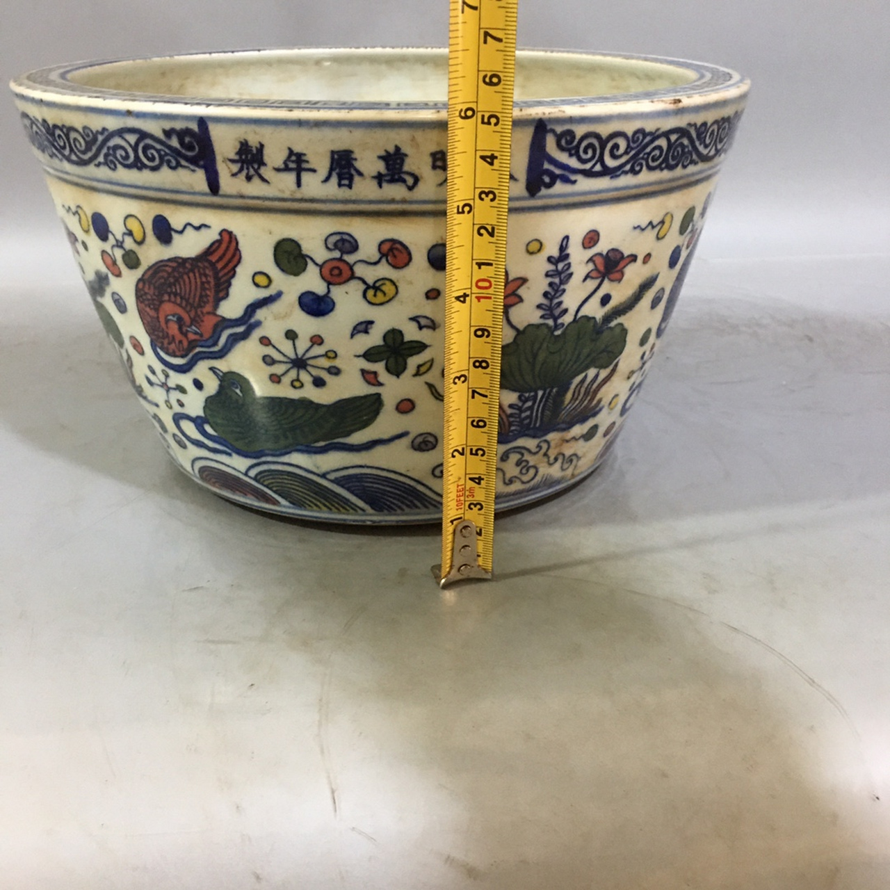 大明万历年制,手绘青花鱼藻纹缸