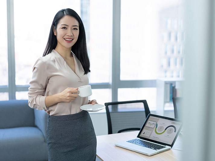 什么样的女人更得人心?试试"外圆内方"
