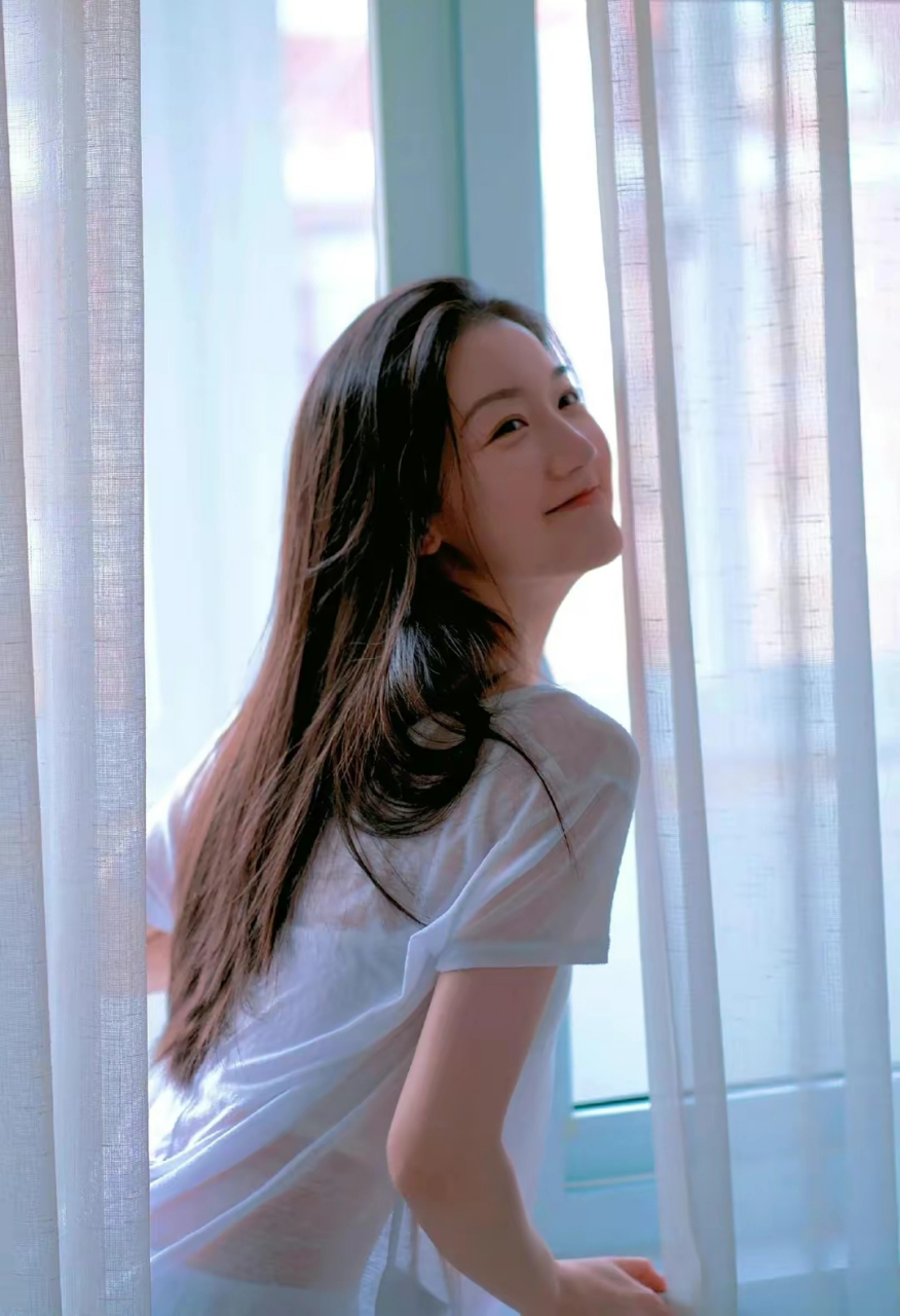 美图分享～演员刘秦杉