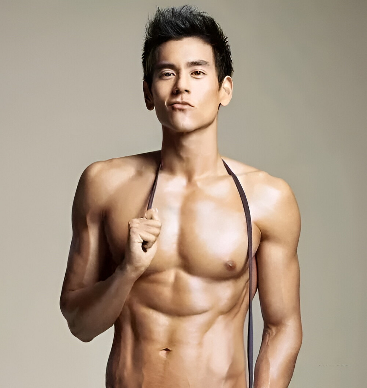 感觉彭于晏越来越老了,是不是越运动越容易衰老