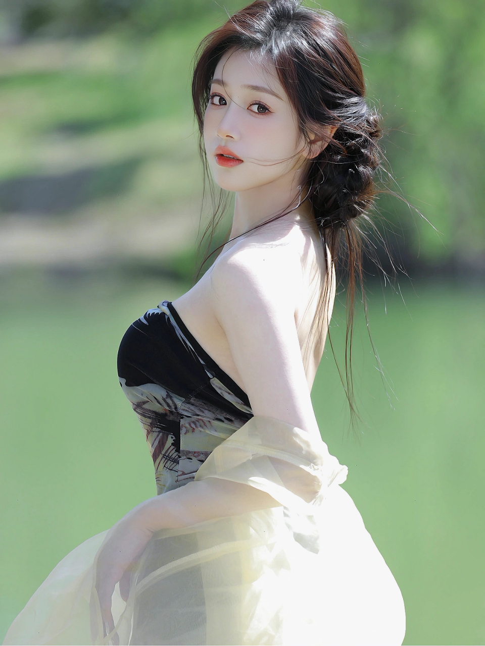 平平无奇小美女