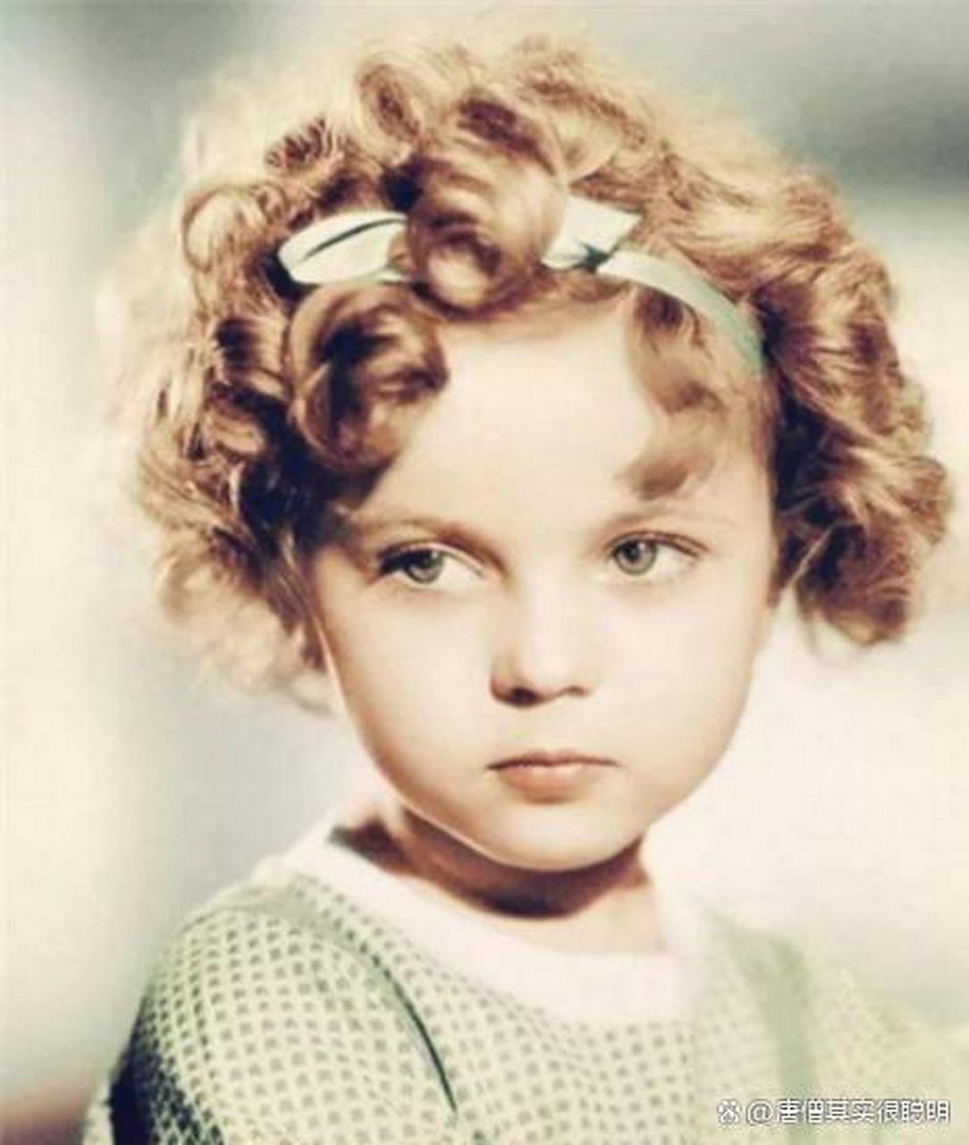 遭好莱坞恋童导演惦记 16  秀兰·邓波儿,童星史上短暂却辉煌的存在