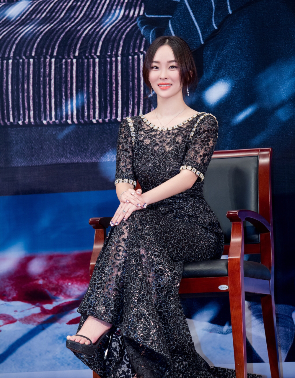 霍思燕  美腿玉足合集