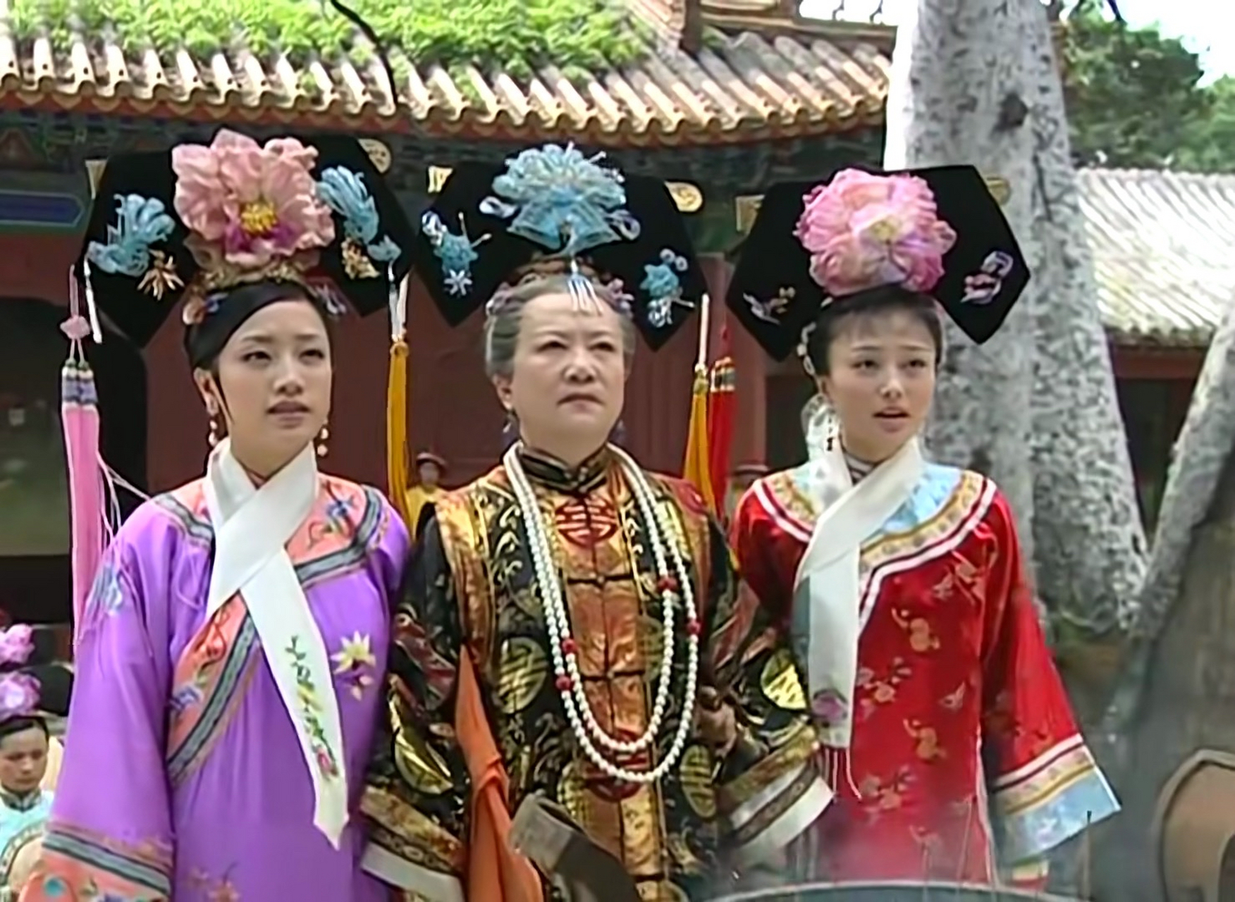 知画怀孕,小燕子又又又要吃醋啦 知画求永琪给她一个孩子,这样她就不