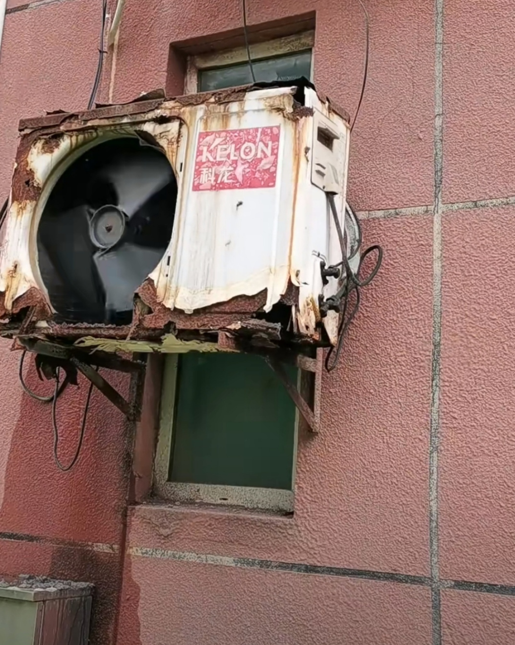 23年老空调  时间匆匆,转眼已经过去了23年.